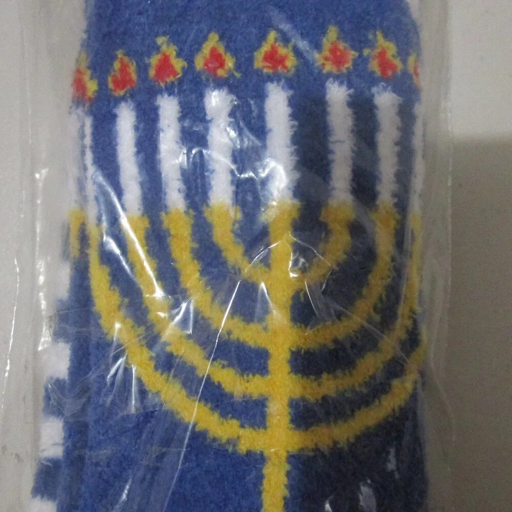 Charter Club Women's 2-Pack Fuzzy Butter Socks Hanukkah, menorah One Size NWT